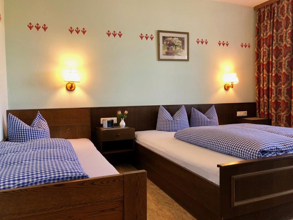 Pension Heidelberg - Fam Fuchs Hopfgarten im Brixental Room photo